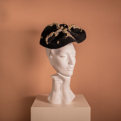 Baret with Pearl Embroidery